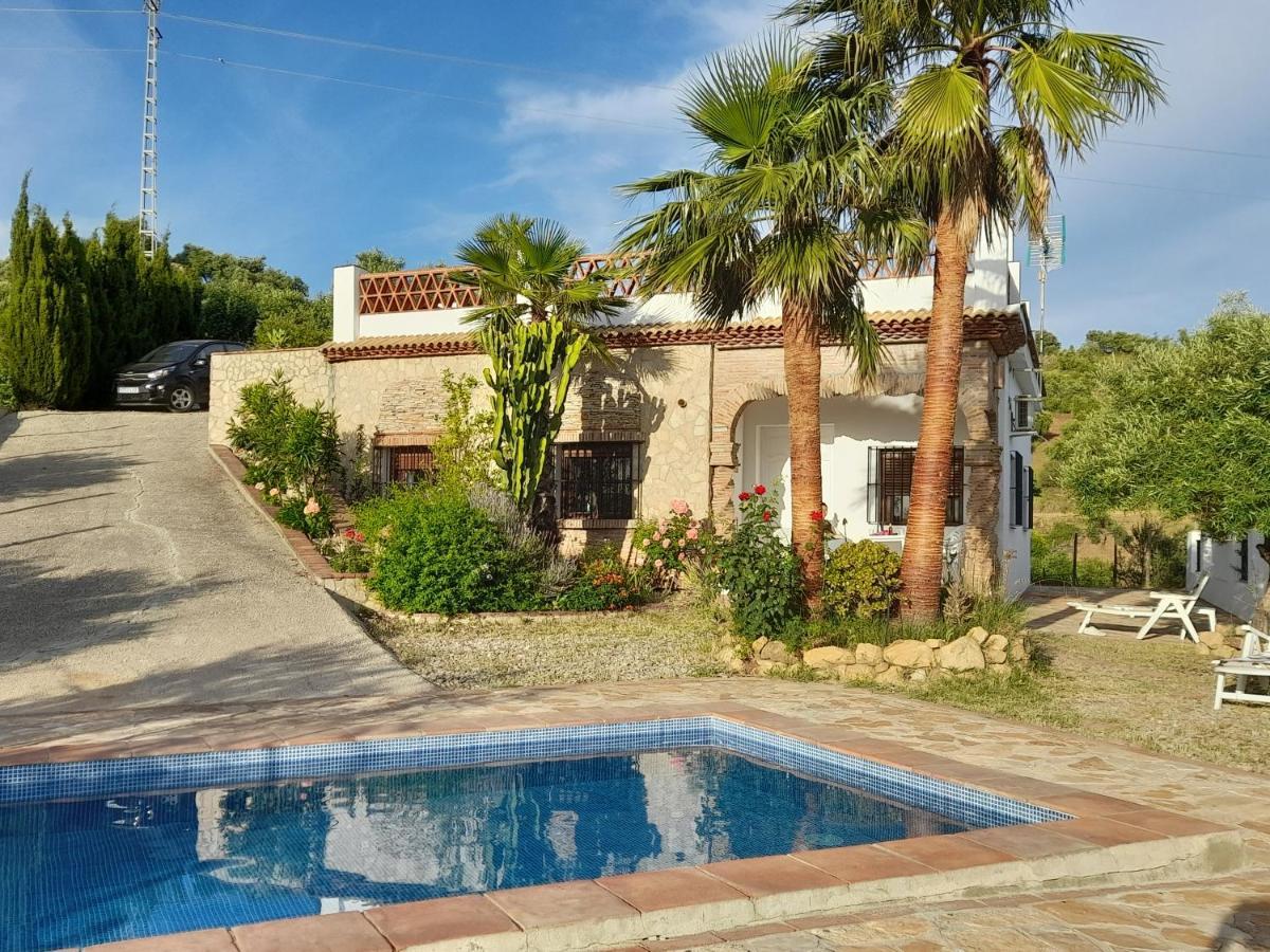 Las Palmeras - Ein Stueck Vom Paradies - Behagliches Haus Mit Pool Algodonales Ngoại thất bức ảnh